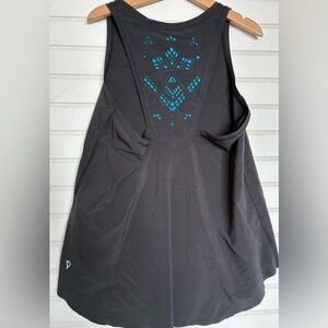 IVIVVA by LULULEMON girls size 12 tank